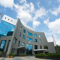 Office Space in Greater Noida Expressway – A Prime Business Hub